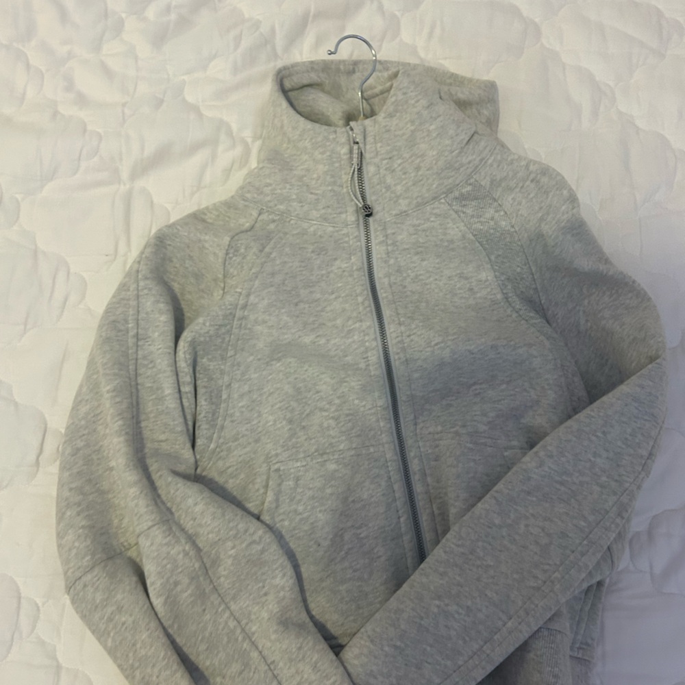 Lululemon full zipped scuba hoodie